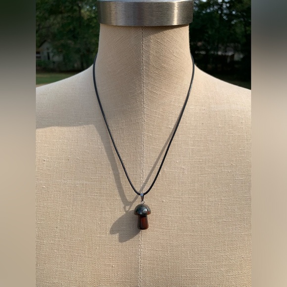 Handmade Genuine Stone Mushroom Amulet Necklace - Picture 2 of 14